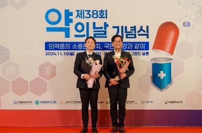 코아스템켐온 이태용 연구소장, 최초 루게릭 줄기세포치료제 개발 공로 '국무총리 표창'